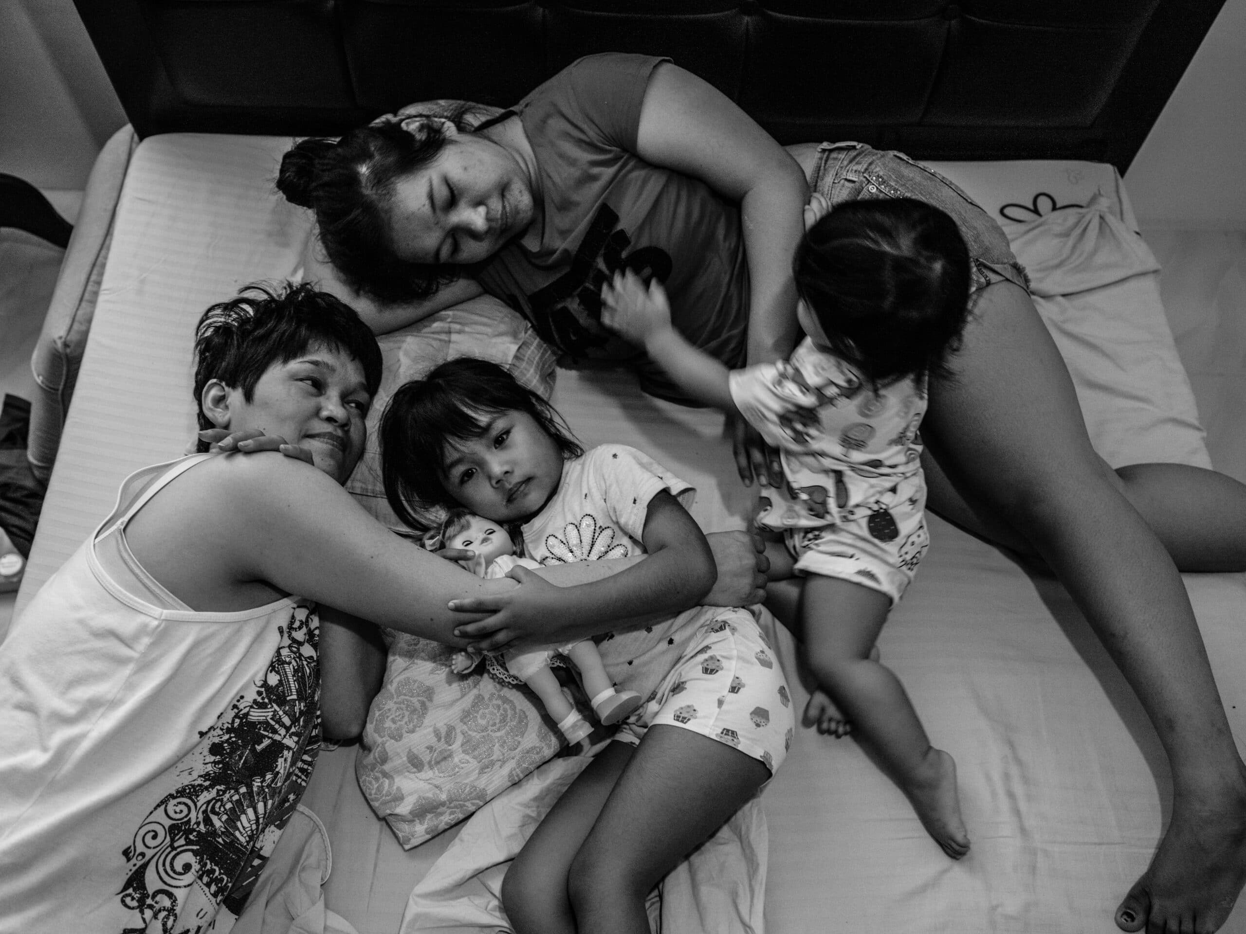 Xyza Cruz Bacani, Three Generations (2018) from the series We Are Like Air (2013-2018). Courtesy the artist, KADIST collection.